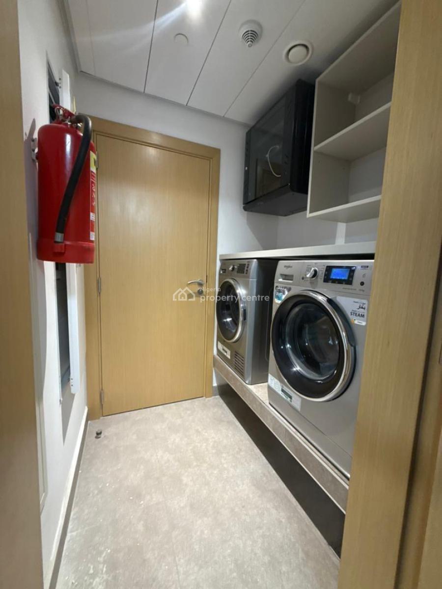 Three Bedroom Apartment with Maids Room, Victoria Island (vi), Lagos, Flat / Apartment for Rent