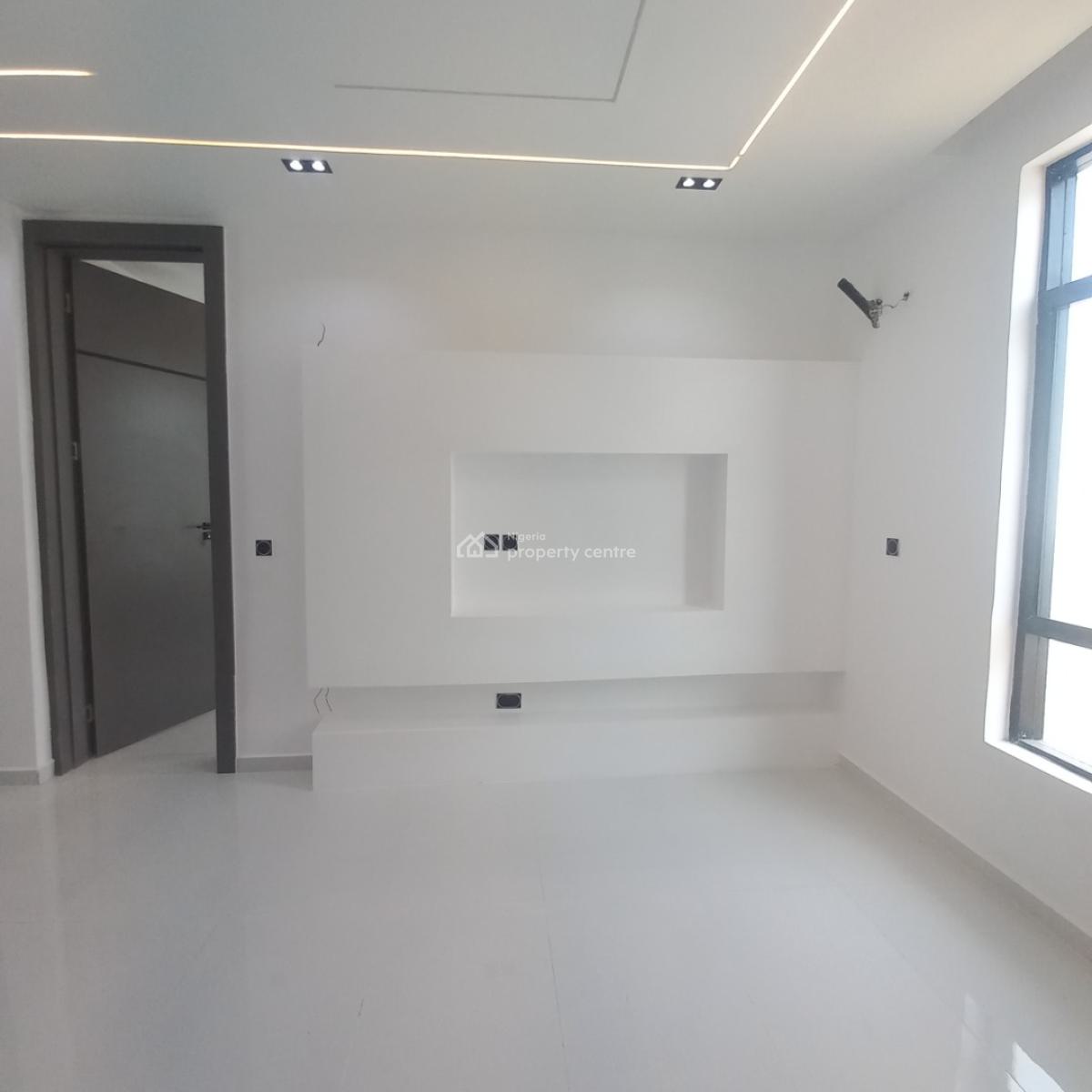 Spacious 4 Bedroom Semi Detached Duplex, Chevron, Lekki, Lagos, Semi-detached Duplex for Sale