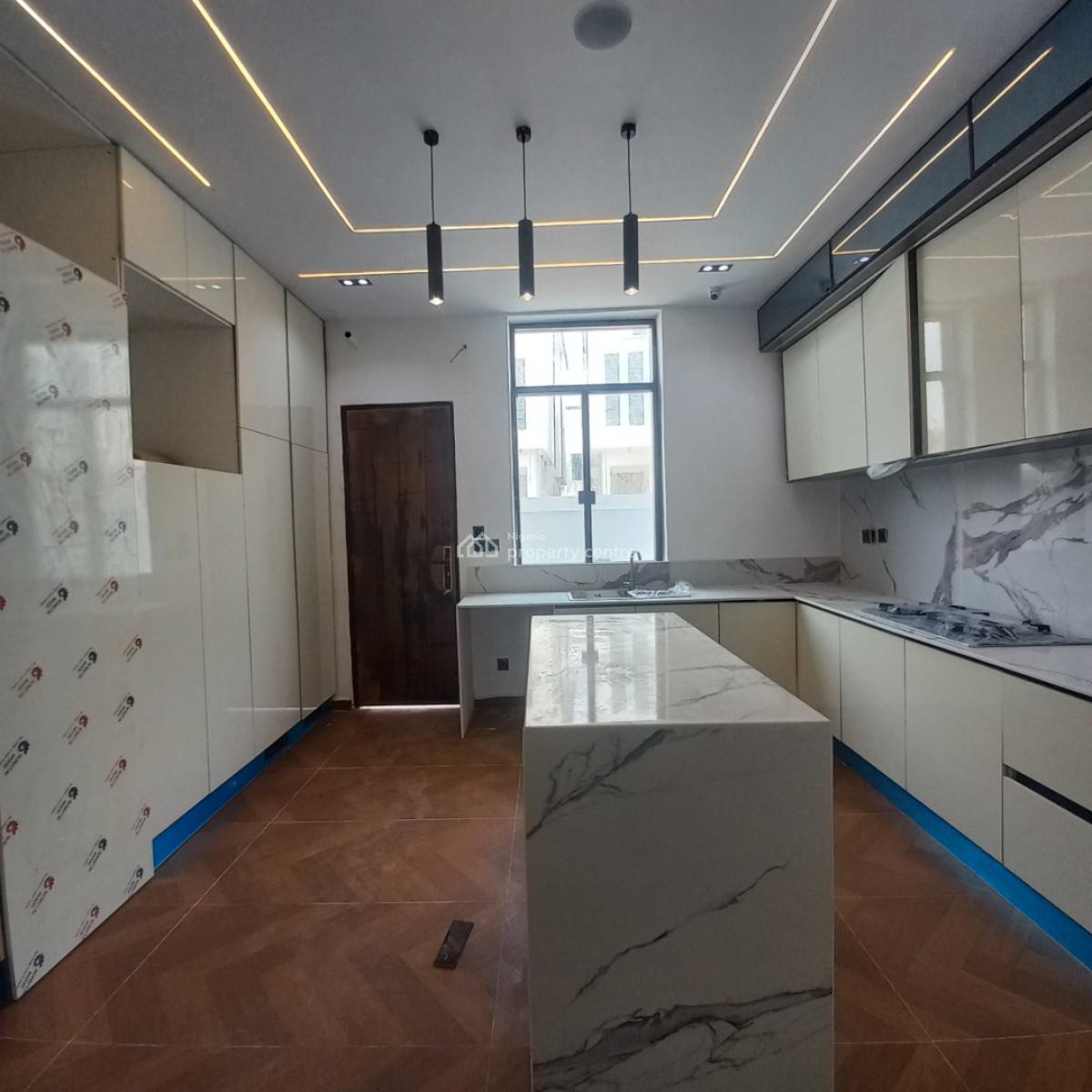 Spacious 4 Bedroom Semi Detached Duplex, Chevron, Lekki, Lagos, Semi-detached Duplex for Sale