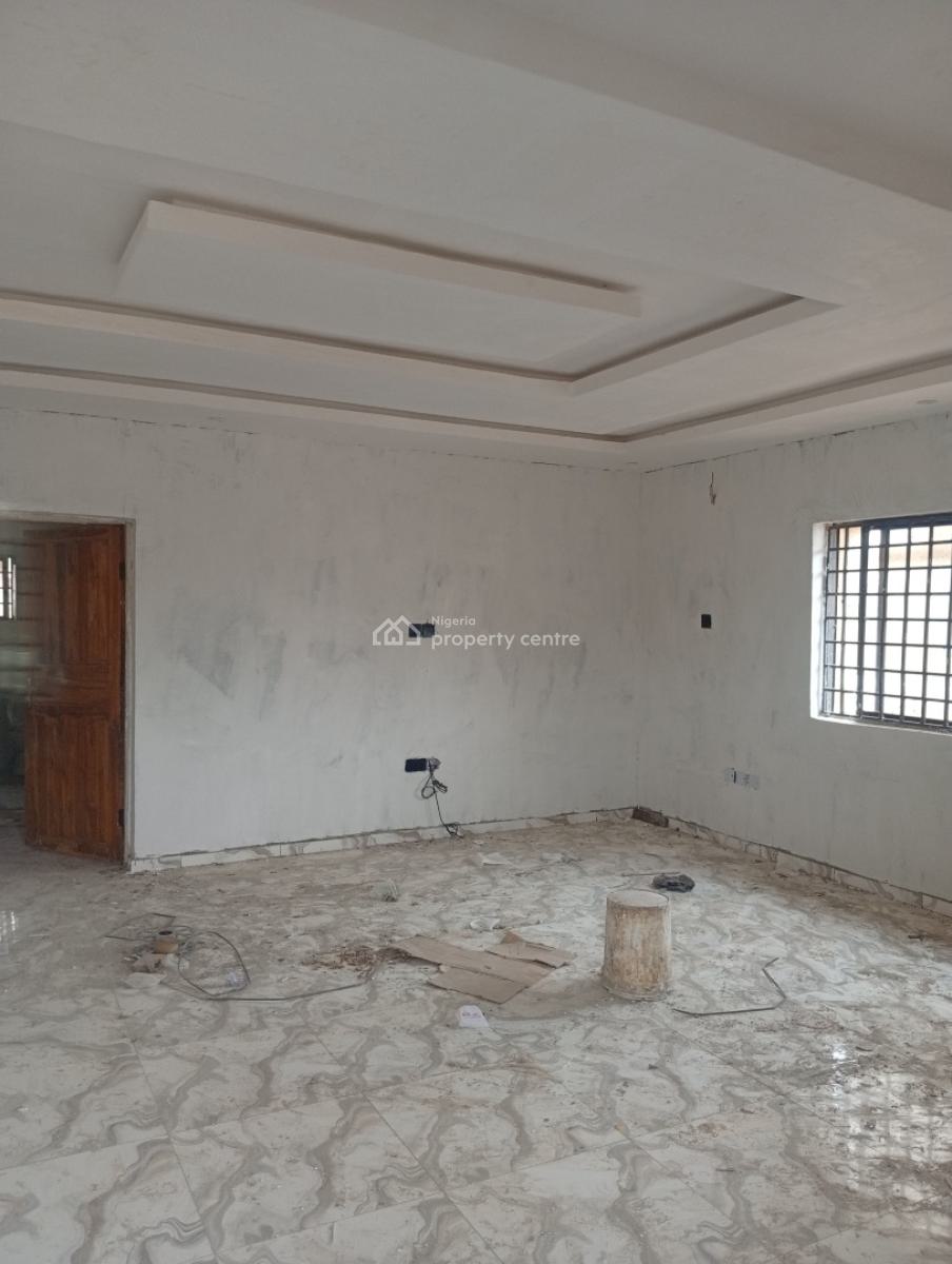 Executive 3 Bedroom Flat, Alagbole, Ojodu Berger, Ojodu, Lagos, Flat / Apartment for Rent