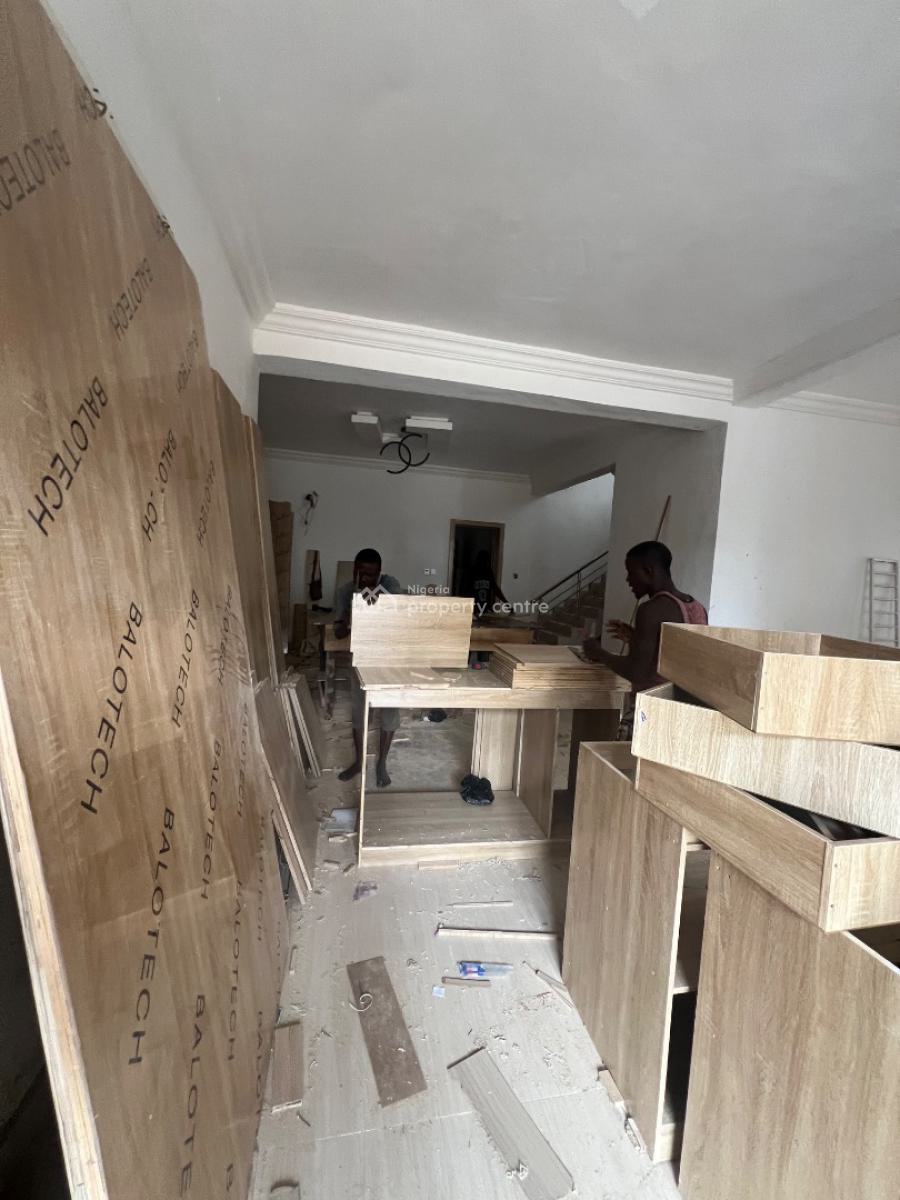 Luxury 2/3 Bedroom Maisonette with Amazing Facilities, Lekki Phase 1, Lekki Phase 1, Lekki, Lagos, Terraced Duplex for Sale