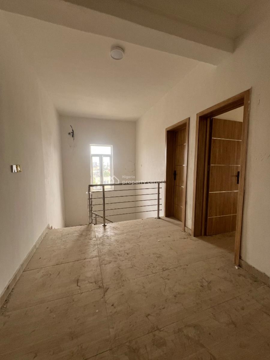 Luxury 3 Bedroom Maisonette with Amazing Facilities, Lekki Phase 1, Lekki, Lagos, Terraced Duplex for Sale