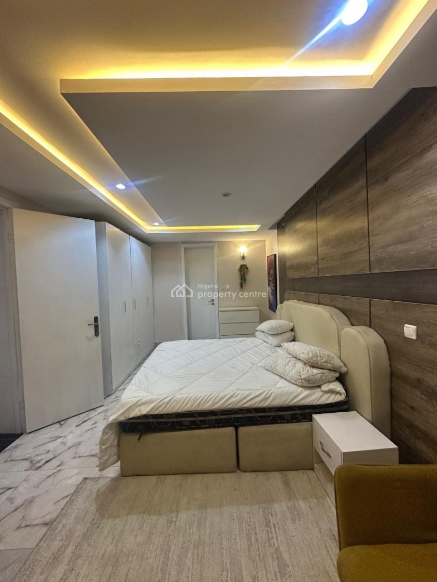 Serviced 3 Bedroom Apartment in a Serene Neighborhood, Lekki Right, Lekki Phase 1, Lekki, Lagos, Flat / Apartment for Rent