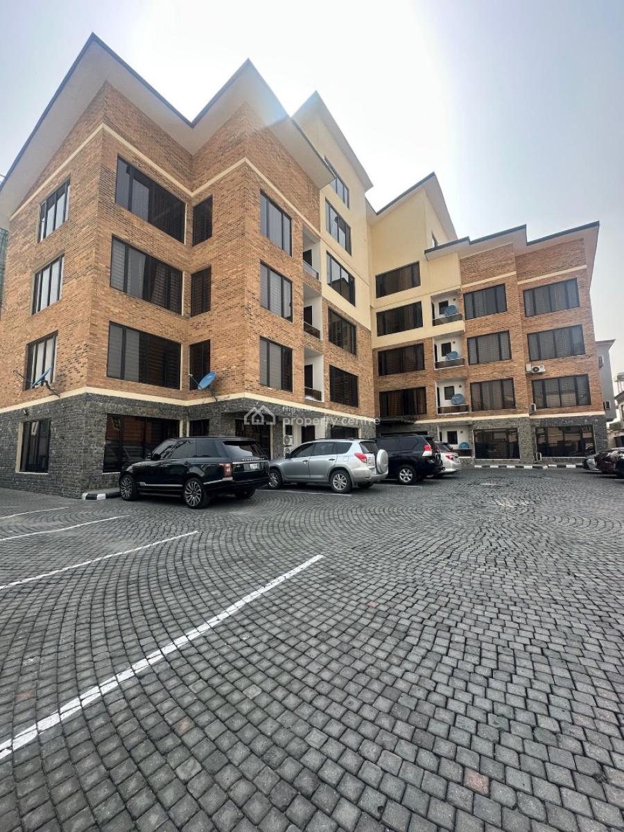 Serviced 3 Bedroom Apartment in a Serene Neighborhood, Lekki Right, Lekki Phase 1, Lekki, Lagos, Flat / Apartment for Rent
