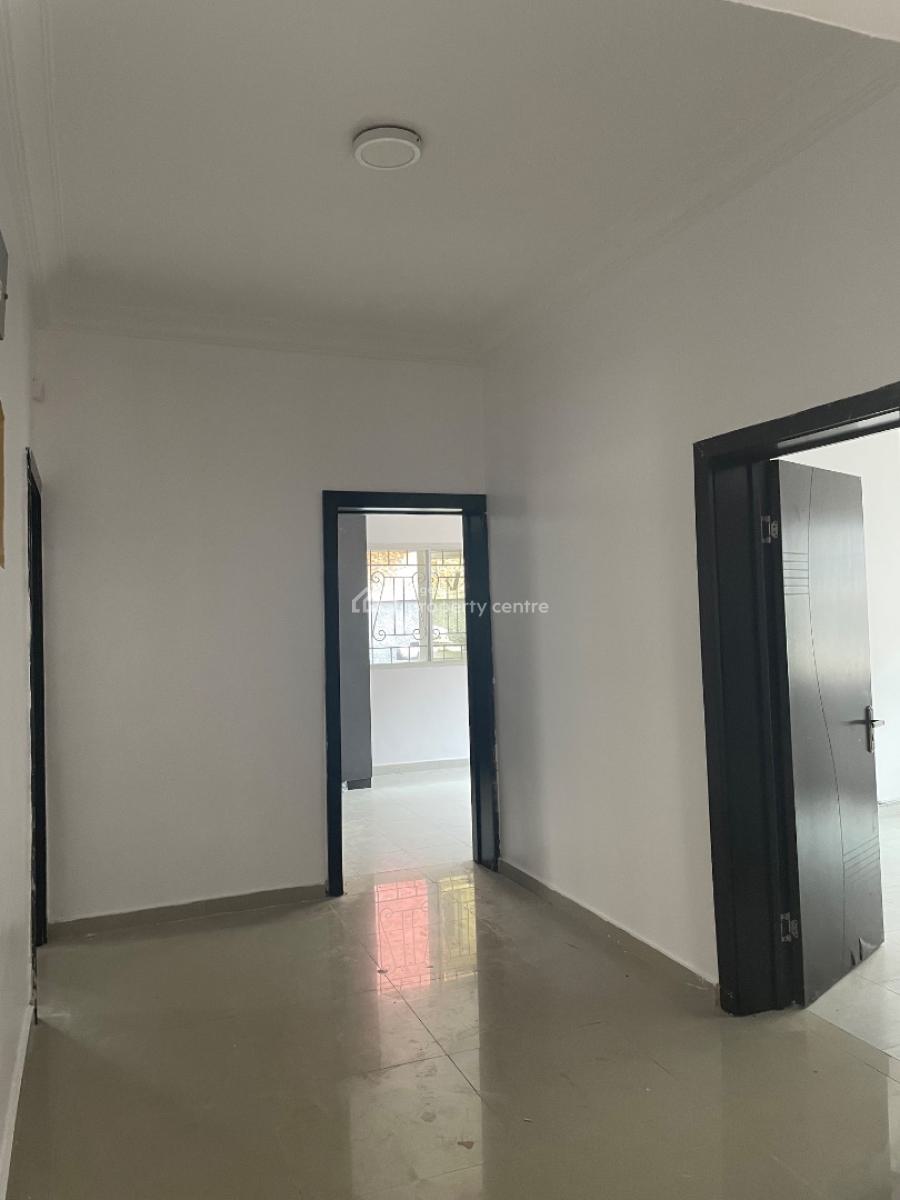 Standard Spacious 3 Bedroom Apartment, Osapa, Lekki, Lagos, Flat / Apartment for Rent