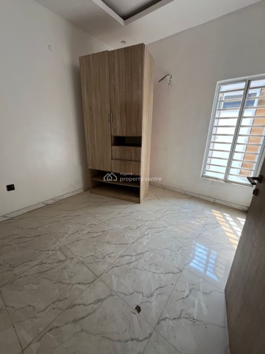 3bedroom Terrace Duplex, Waterfall Estate, Ojodu, Lagos, Terraced Duplex for Rent