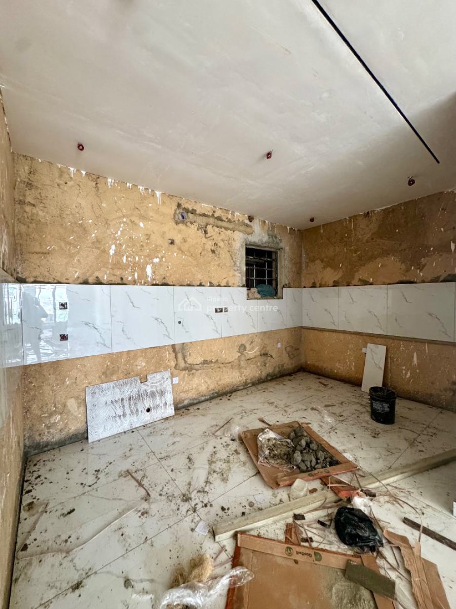 Beautifully Built 3 Bedroom Apartment with a Pool, Lekki Phase 1, Lekki, Lagos, Flat / Apartment for Sale