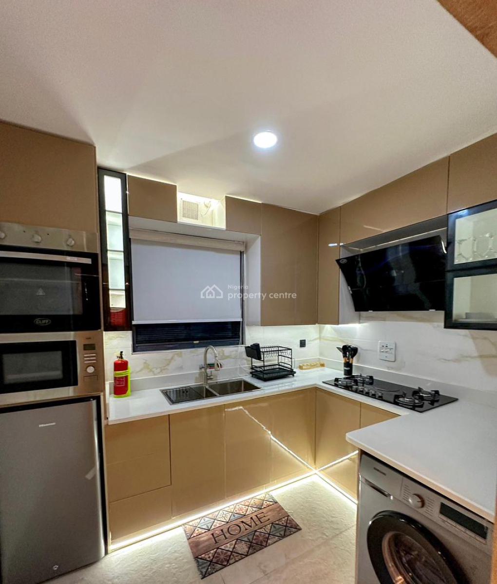 Brand New Premium 2-bedroom Apartment with Snooker, Gym & Pool, Lekki Phase 1, Lekki, Lagos, Flat / Apartment Short Let