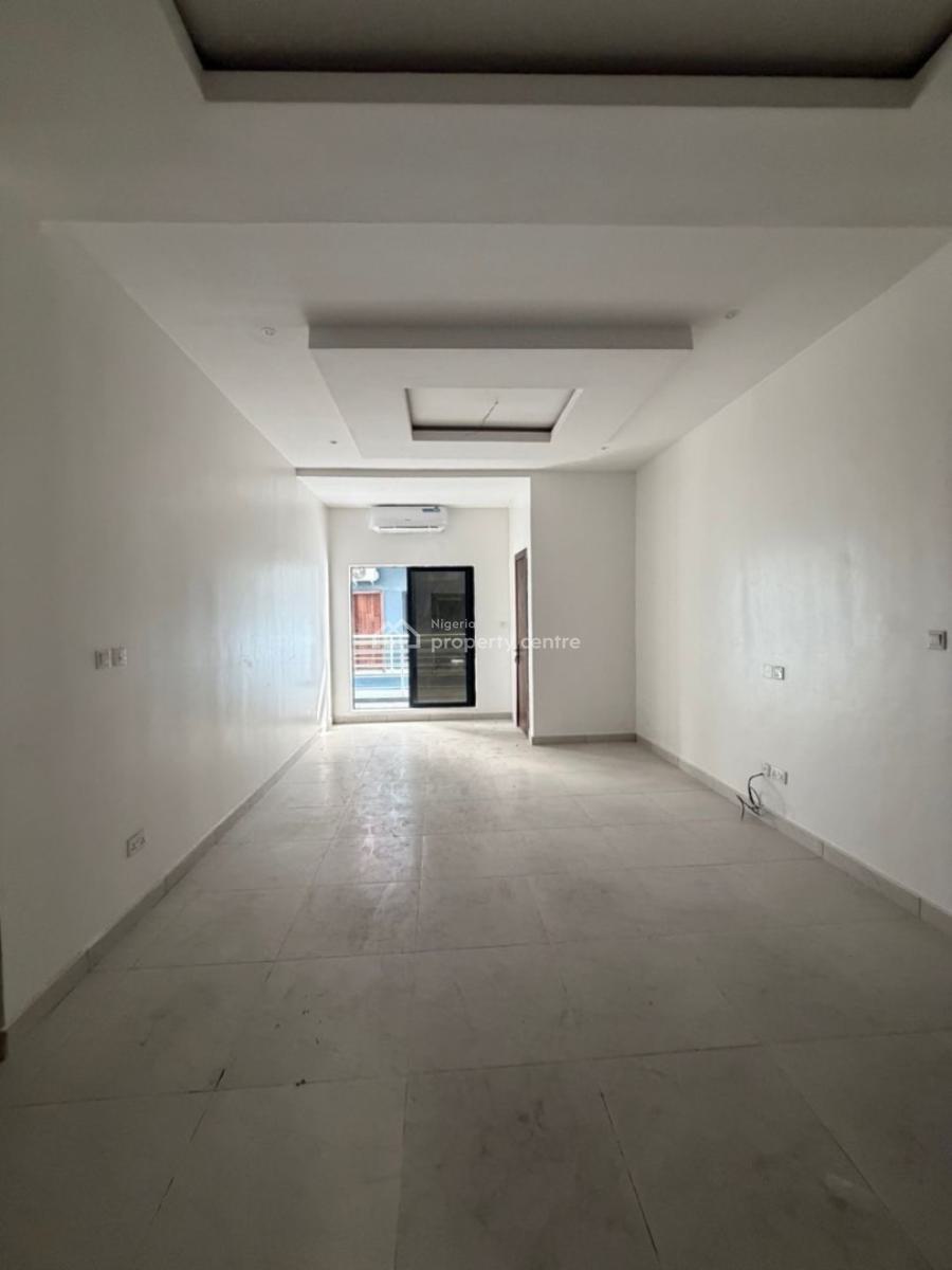 2 Bedroom Flat, Orchid Road, Lekki, Lagos, Flat / Apartment for Sale