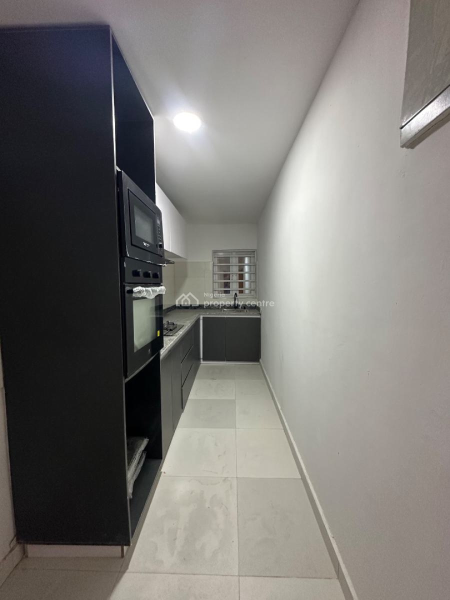 Newly Built 2 Bedroom Flat, Lekki Phase 1, Lekki, Lagos, Flat / Apartment for Sale