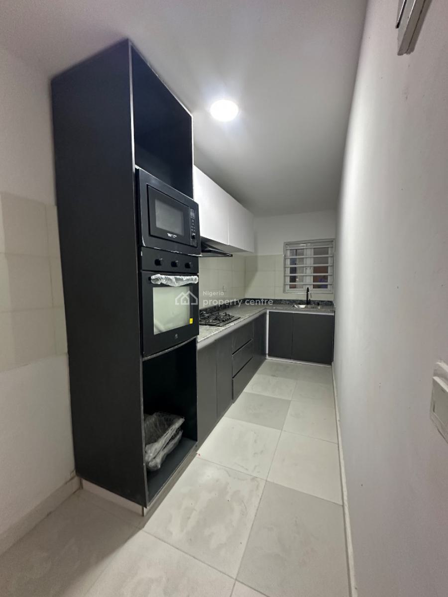 Newly Built 2 Bedroom Flat, Lekki Phase 1, Lekki, Lagos, Flat / Apartment for Sale