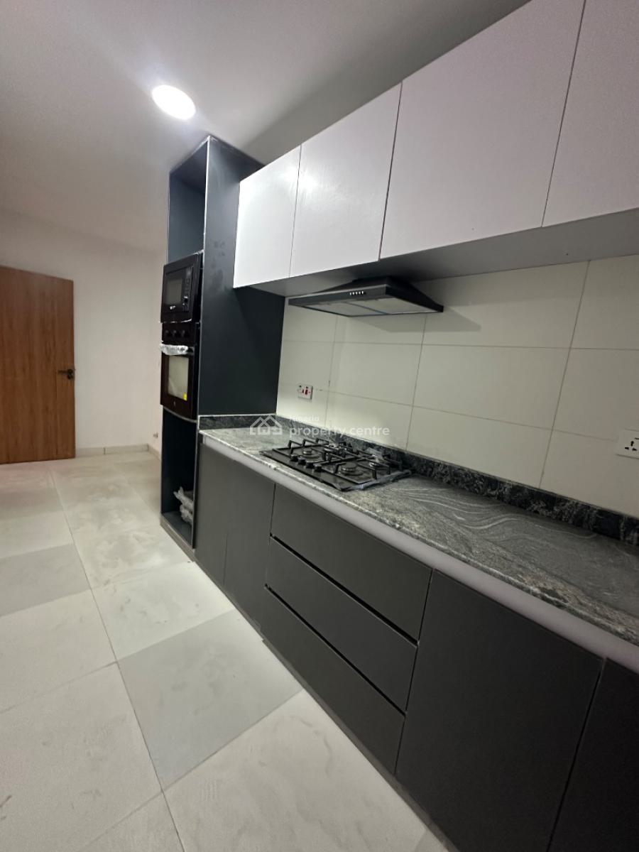 Newly Built 2 Bedroom Flat, Lekki Phase 1, Lekki, Lagos, Flat / Apartment for Sale