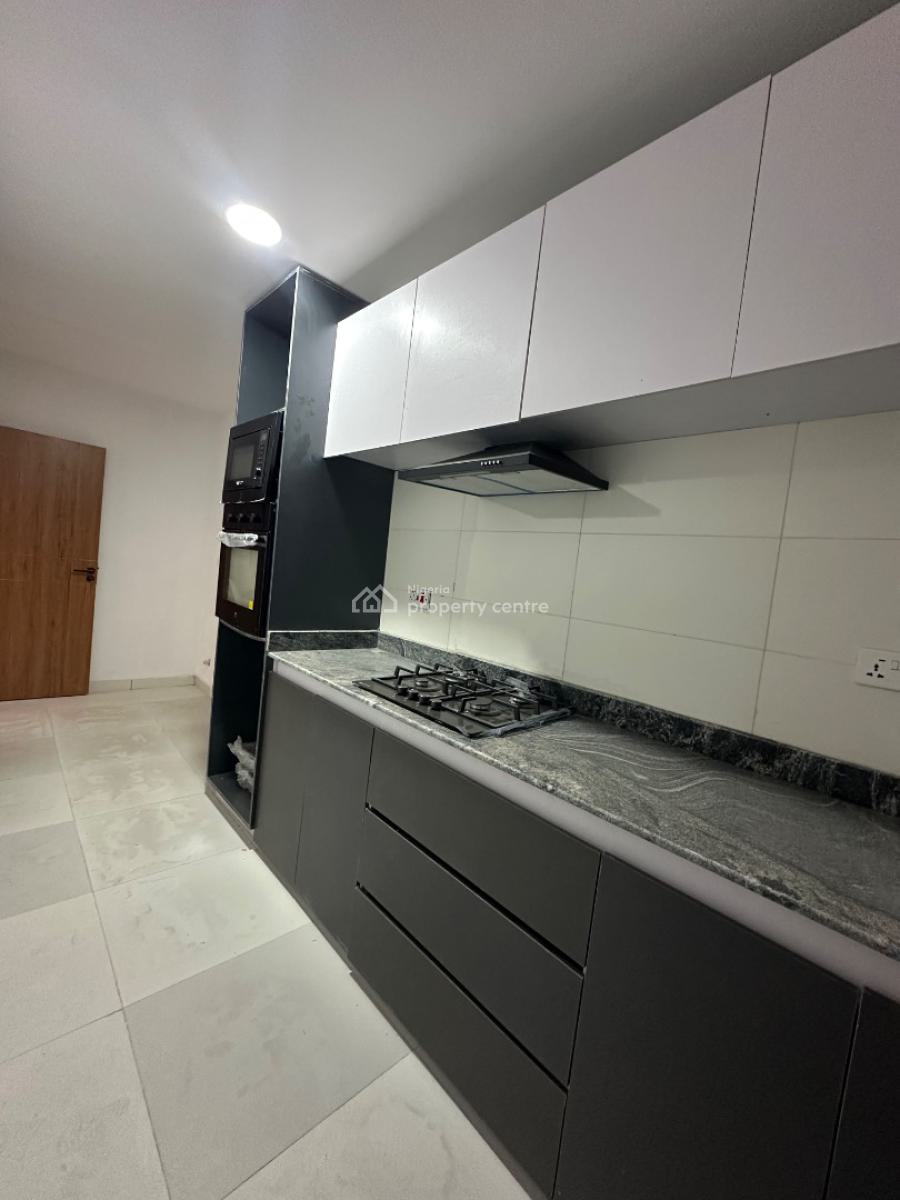 Newly Built 2 Bedroom Flat, Lekki Phase 1, Lekki, Lagos, Flat / Apartment for Sale