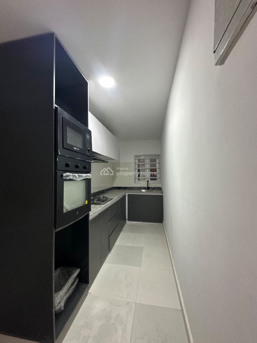 Newly Built 2 Bedroom Flat, Lekki Phase 1, Lekki, Lagos, Flat / Apartment for Sale