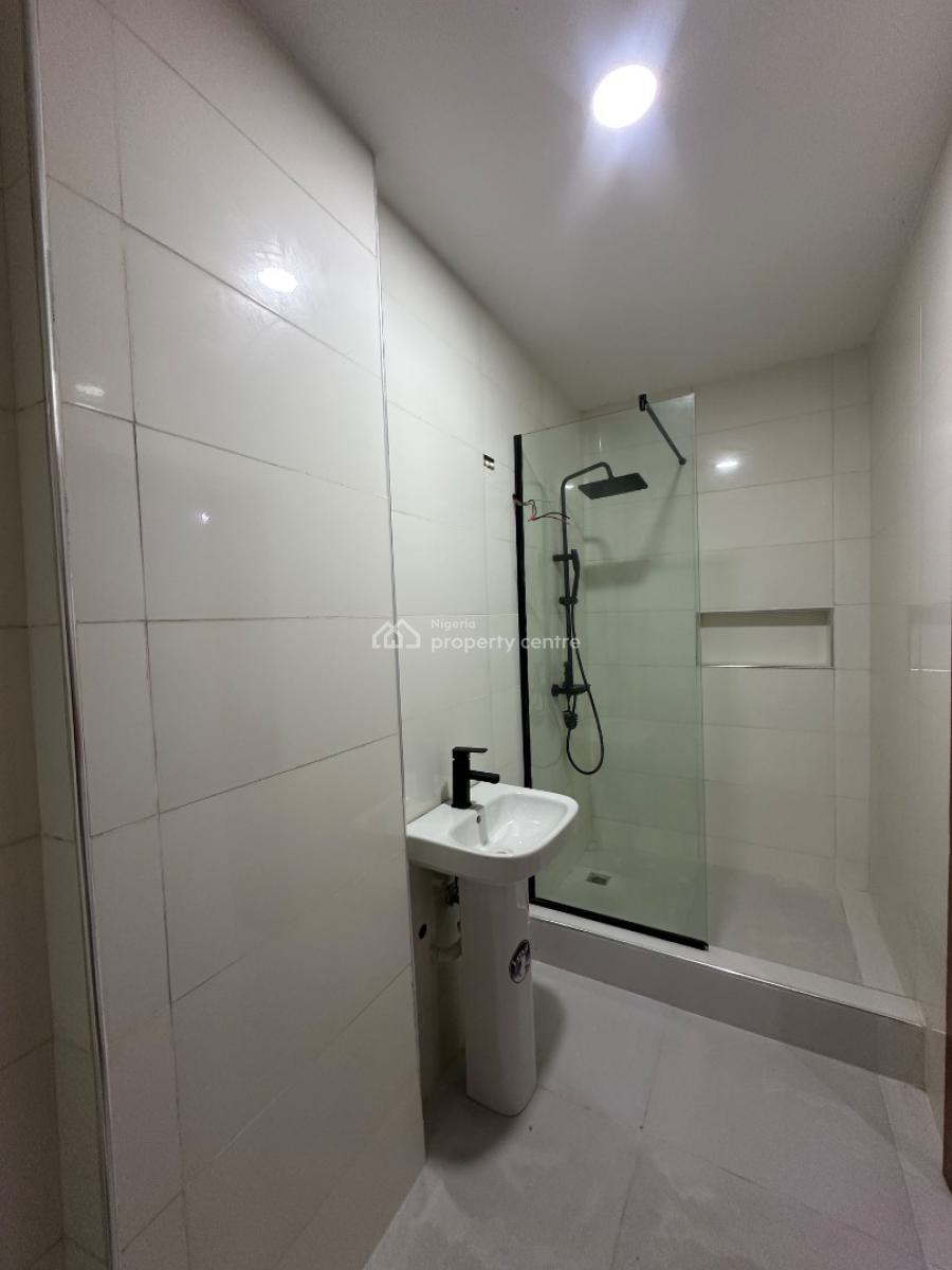 Newly Built 2 Bedroom Flat, Lekki Phase 1, Lekki, Lagos, Flat / Apartment for Sale
