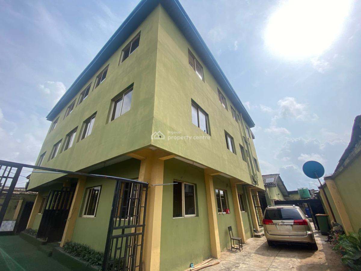 Standard Building of 3 Floors and 4bedroom Bungalow, Ojodu, Lagos, House for Sale