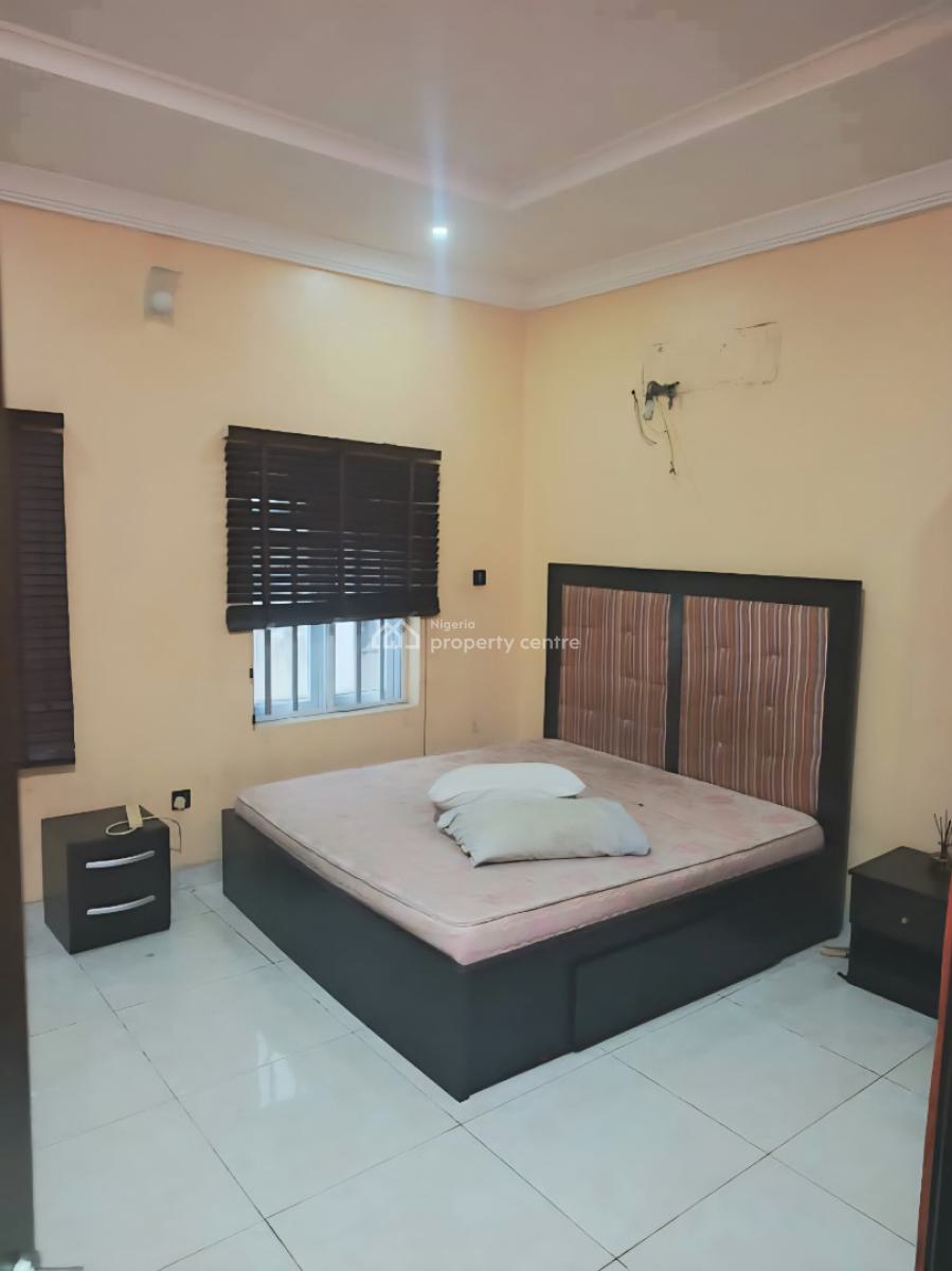 Well Maintained Unfurnished 4 Bedroom Semi Detached Duplex with Bq, Osapa, Lekki, Lagos, Semi-detached Duplex for Rent