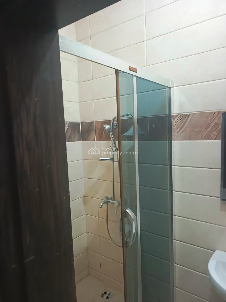 Well Maintained Unfurnished 4 Bedroom Semi Detached Duplex with Bq, Osapa, Lekki, Lagos, Semi-detached Duplex for Rent