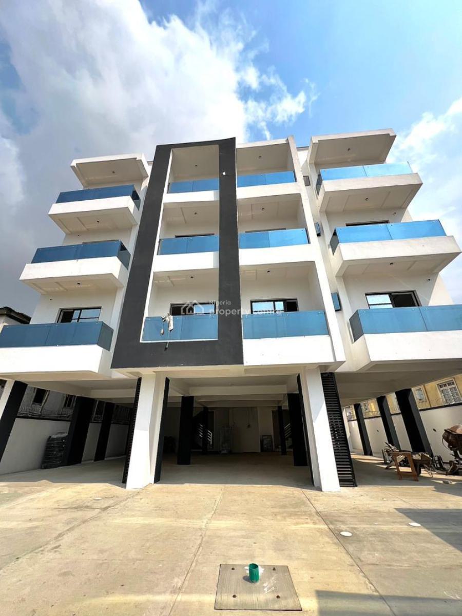 Spacious 2-bedroom Apartment with Elevator, Swimming Pool, Ologolo, Lekki, Lagos, House for Sale