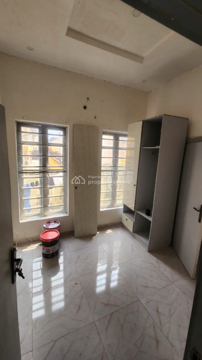 1 Bedroom Apartment, Ikota, Lekki, Lagos, Mini Flat (room and Parlour) for Rent