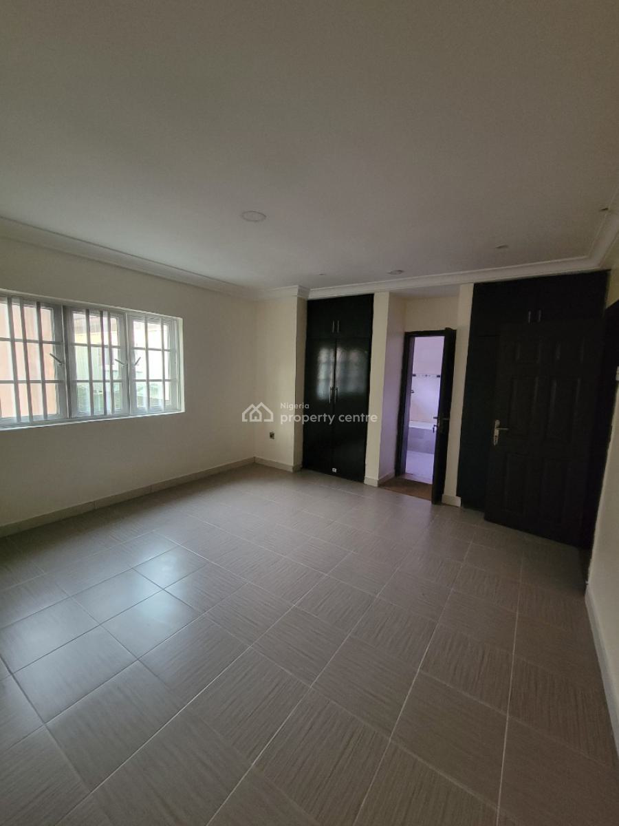 Self Serviced 4 Bedroom Terrace Duplex with Bq, Osapa, Lekki, Lagos, Terraced Duplex for Rent
