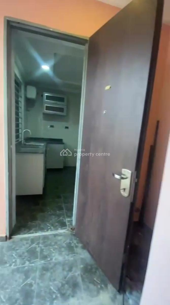 Fully Serviced 3 Bedroom Flat Ensuit with Wi-fi, Lounge, New Road Opposite Chevron, Lekki, Lagos, Flat / Apartment for Rent