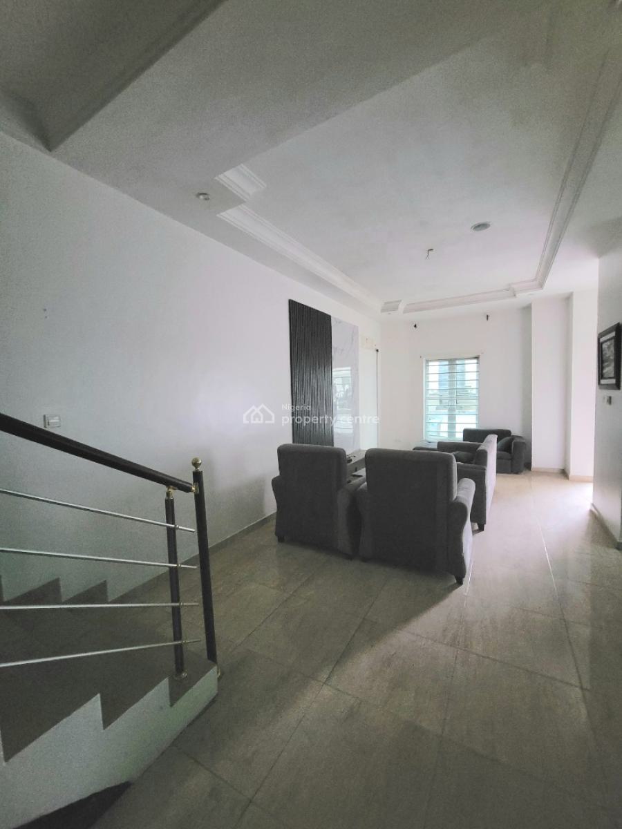 Well Maintained 4 Bedroom Semi Detached Duplex with Bq, Osapa, Lekki, Lagos, Semi-detached Duplex for Rent