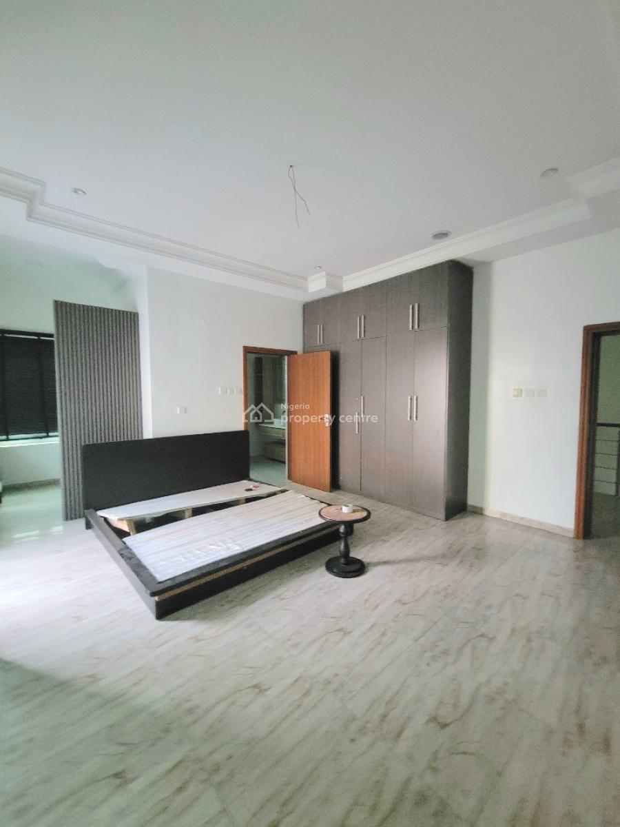 Well Maintained 4 Bedroom Semi Detached Duplex with Bq, Osapa, Lekki, Lagos, Semi-detached Duplex for Rent