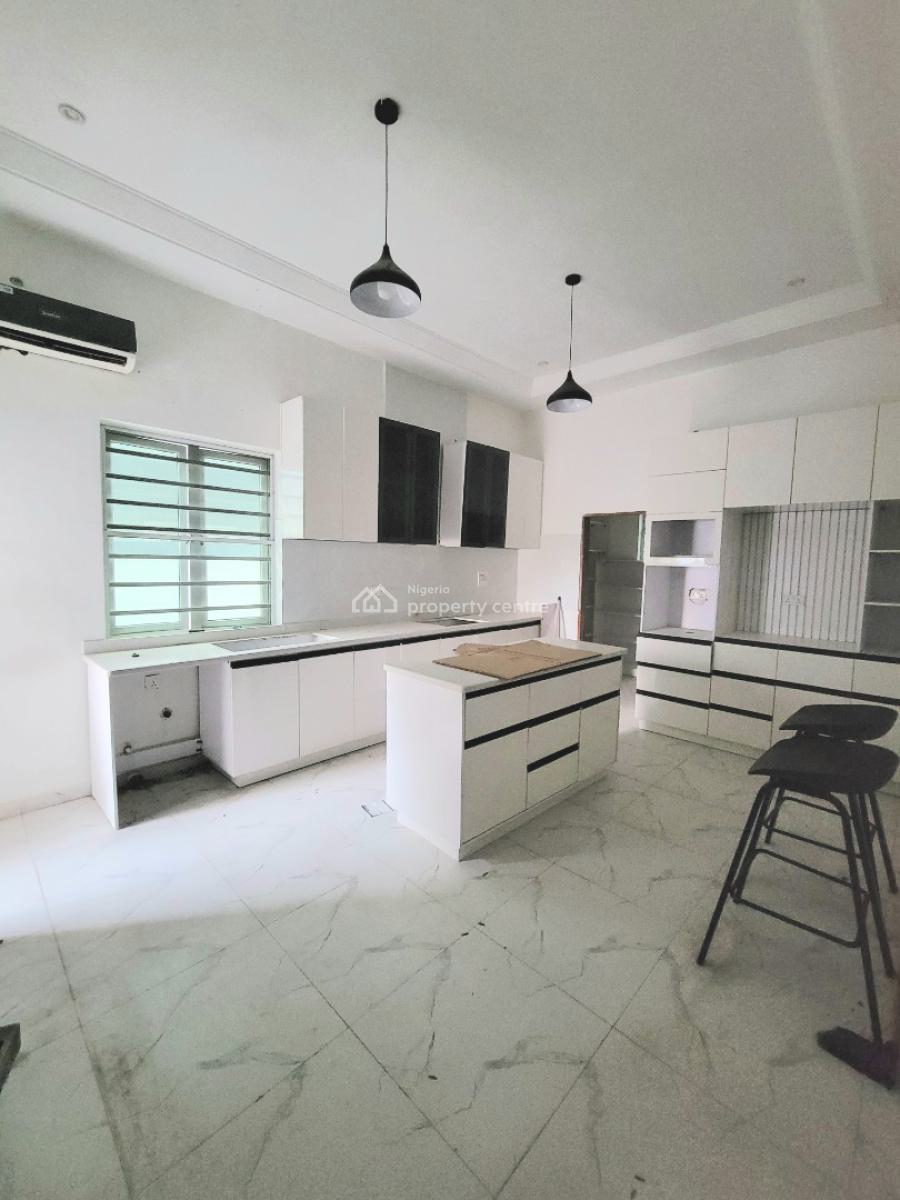 Well Maintained 4 Bedroom Semi Detached Duplex with Bq, Osapa, Lekki, Lagos, Semi-detached Duplex for Rent