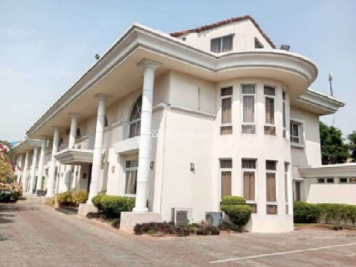 Deluxe Hotel, Dolphin Extention, Ikoyi, Lagos, Hotel / Guest House for Sale