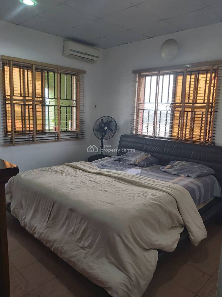 4 Bedrooms Flat, Powerline, Sholuyi, Gbagada, Lagos, Flat / Apartment for Rent