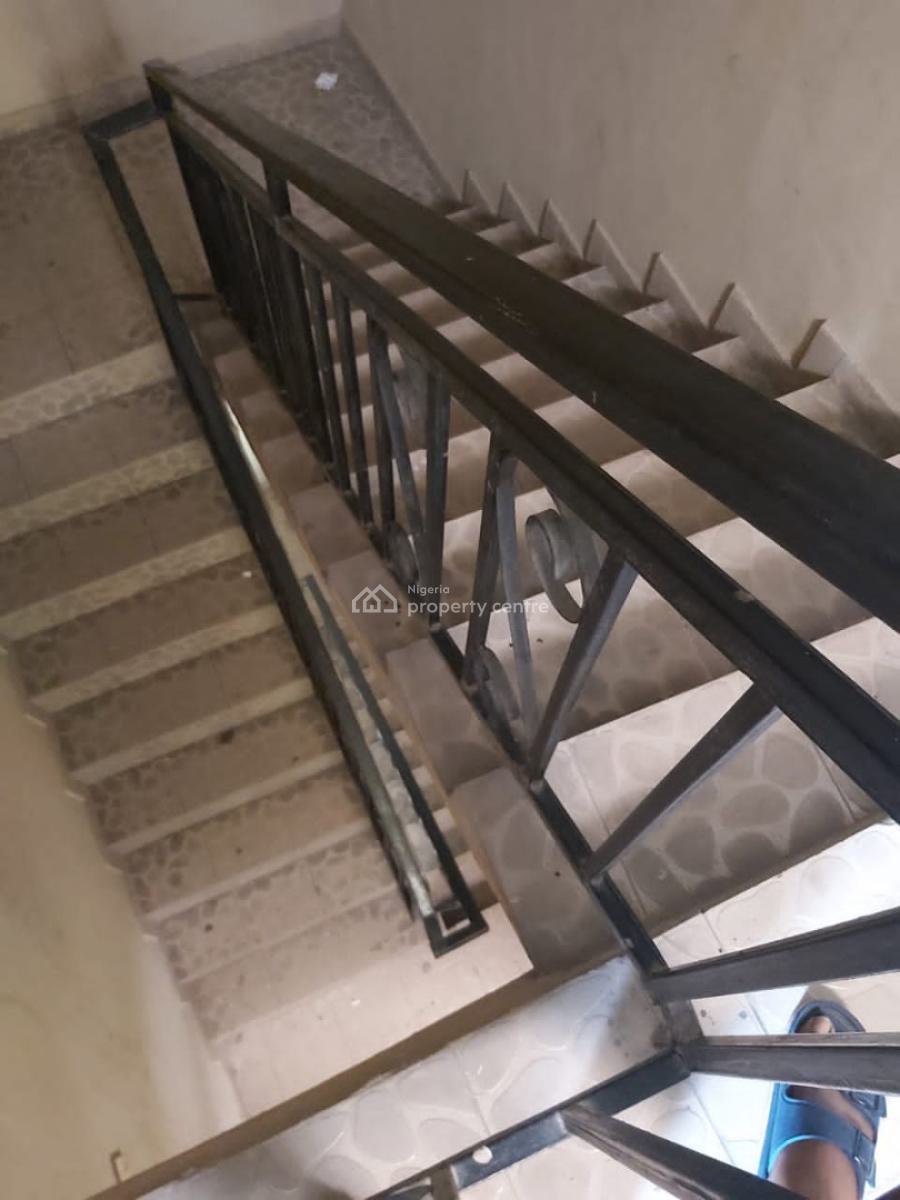 4 Bedrooms Flat, Powerline, Sholuyi, Gbagada, Lagos, Flat / Apartment for Rent
