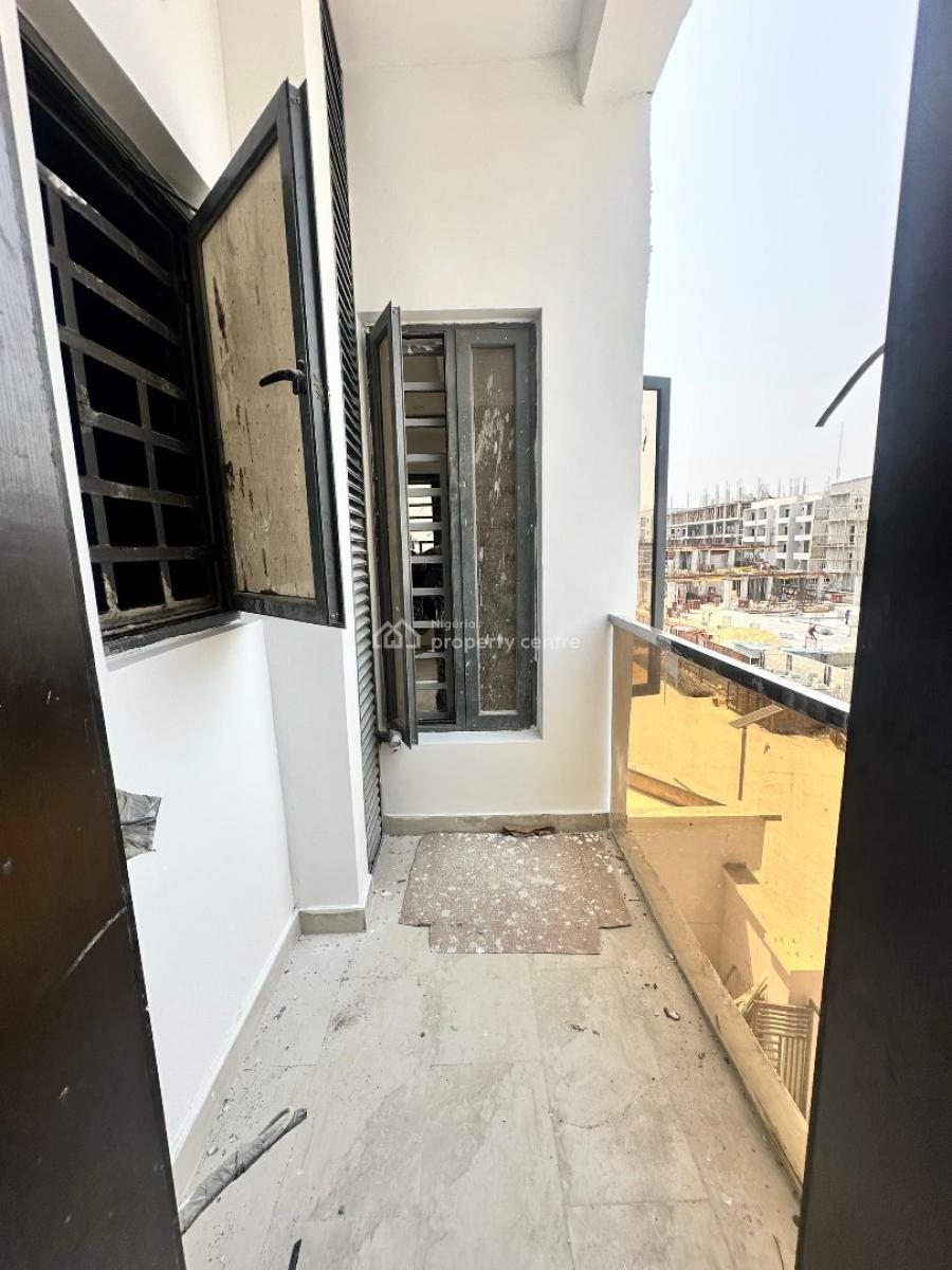 Beautifully Built 4 Bedroom Apartment with Bq & Elevator, Lekki Phase 1, Lekki, Lagos, Flat / Apartment for Sale