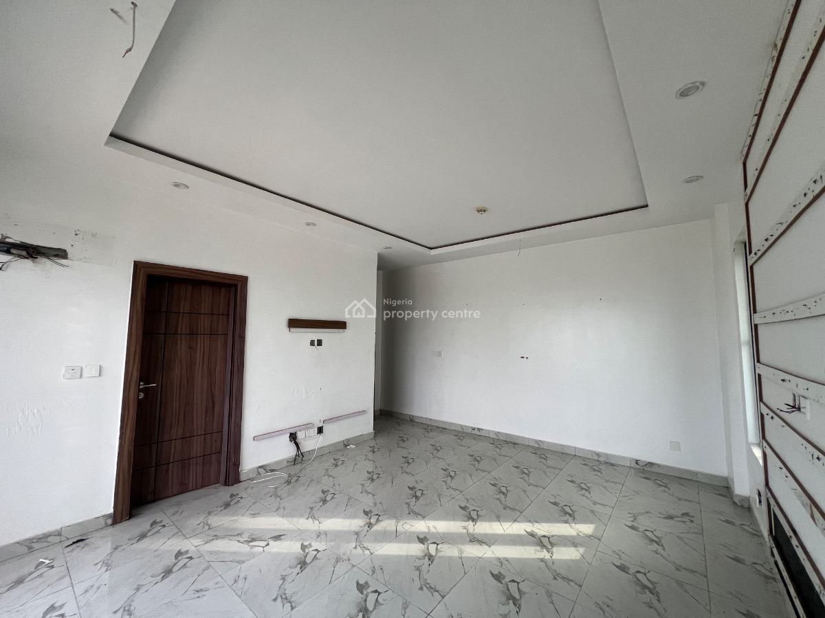 Luxury 3 Bedroom Apartment with Bq, Periwinkle Estate, Lekki Phase 1, Lekki, Lagos, Flat / Apartment for Sale