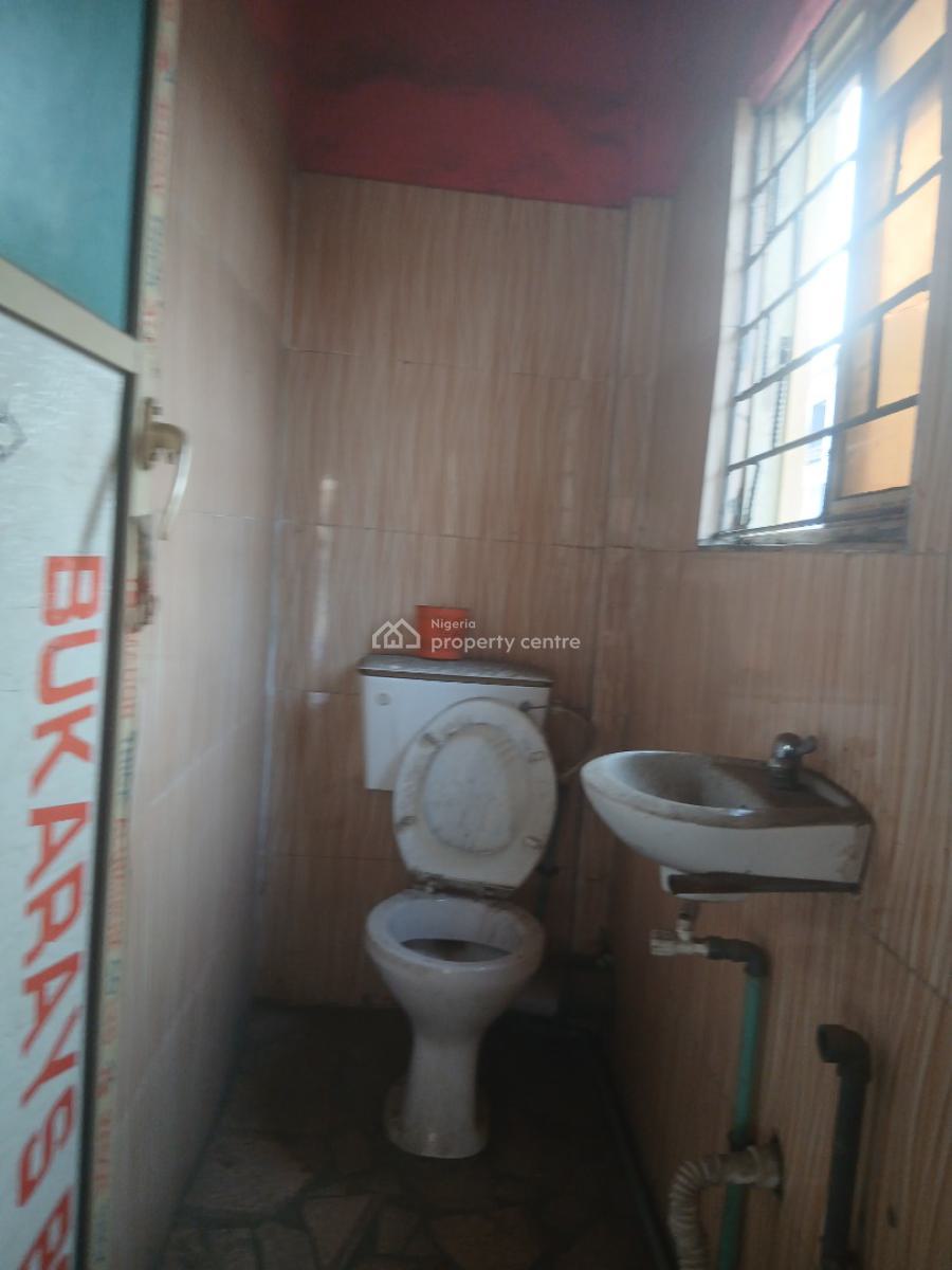 Open Space a Room Plus, Yaba, Lagos, Office Space for Rent