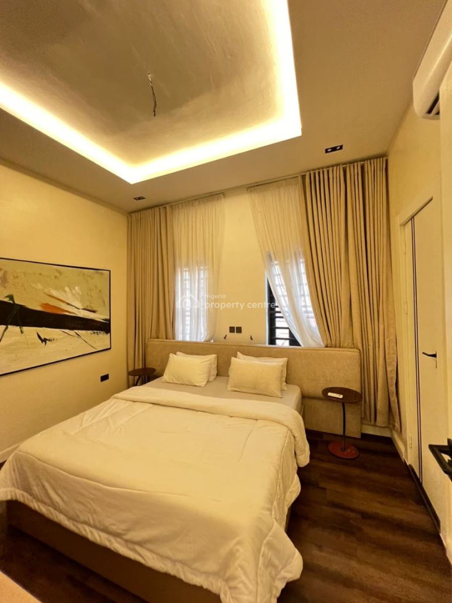 2 Bedroom Fully Furnished Apartments, Chevron, Lekki, Lagos, Block of Flats for Sale