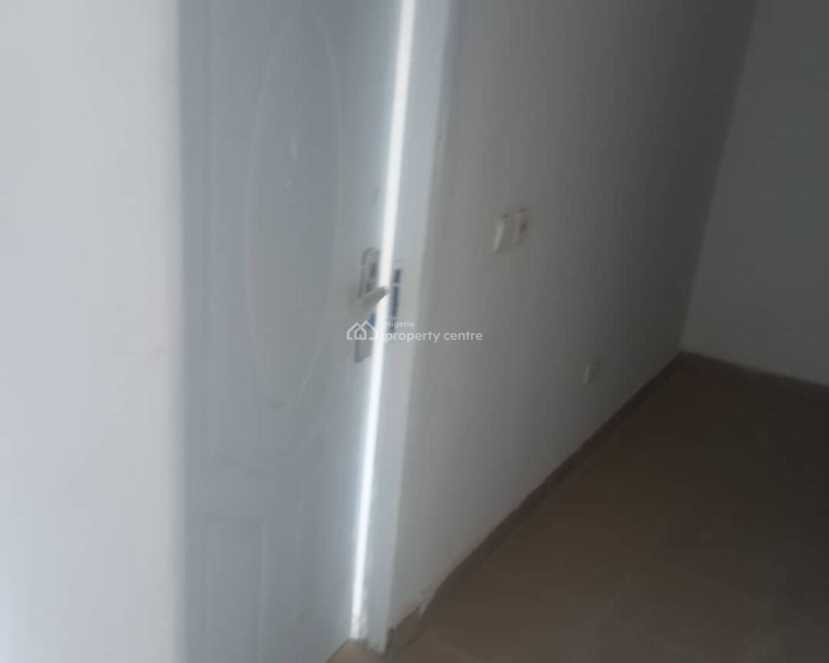 9 Bedrooms Detached Duplex, Guzape Main, Guzape District, Abuja, Detached Duplex for Sale