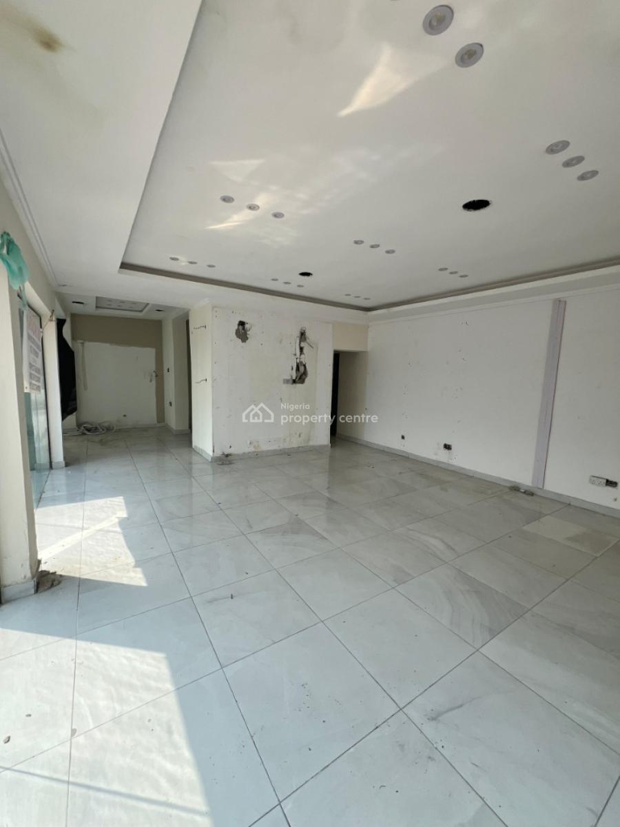 Spacious Open Space Measuring About 230sqm, Lekki Phase 1, Lekki, Lagos, Commercial Property for Rent