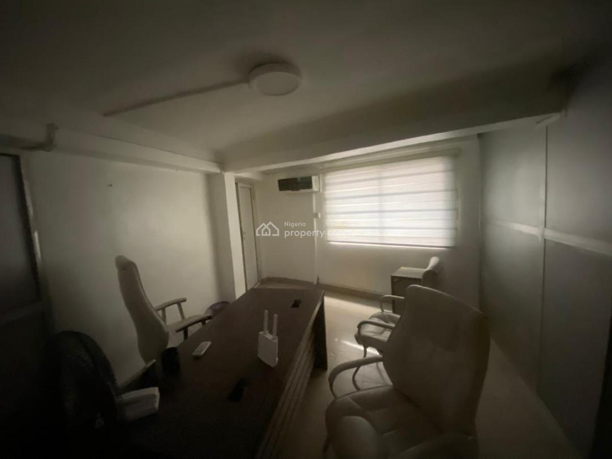 Well-located 120 Square Metre Office Space, Ikeja, Lagos, Office Space for Rent