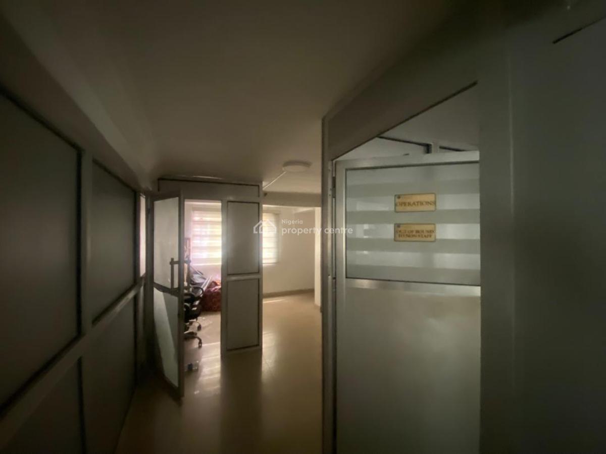 Well-located 120 Square Metre Office Space, Ikeja, Lagos, Office Space for Rent