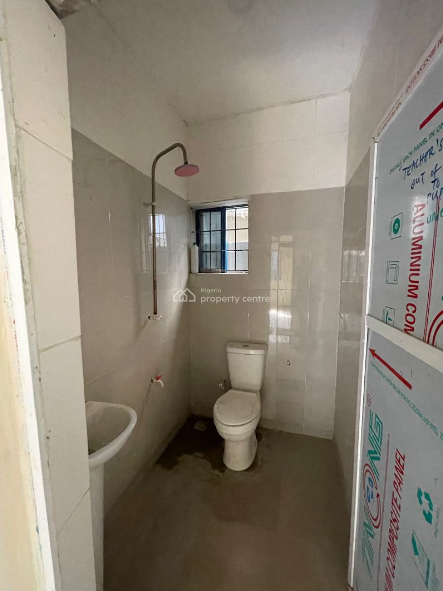 2 Bedroom Apartment, Addo Road, Ajah, Lagos, Flat / Apartment for Rent