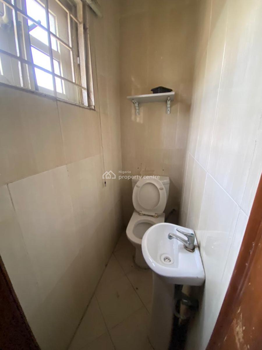 Self Service 3 Bedroom Flat for Commercial Use Only, Off Admiralty Road, Lekki Phase 1, Lekki, Lagos, Flat / Apartment for Rent