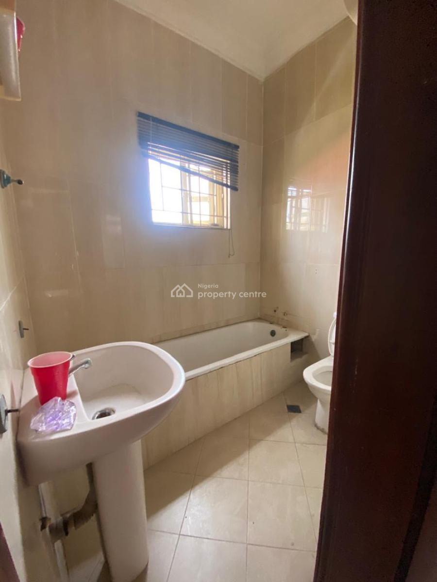 Self Service 3 Bedroom Flat for Commercial Use Only, Off Admiralty Road, Lekki Phase 1, Lekki, Lagos, Flat / Apartment for Rent