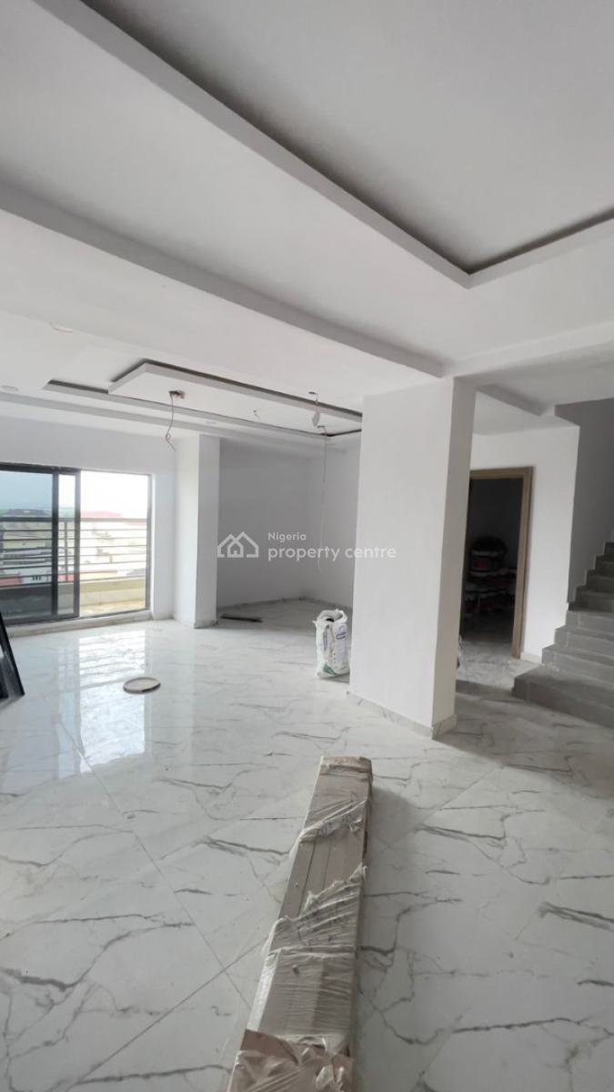 Newly Built, Spacious 5-bedroom Maisonette with Bq, Lekki, Lagos, Flat / Apartment for Rent