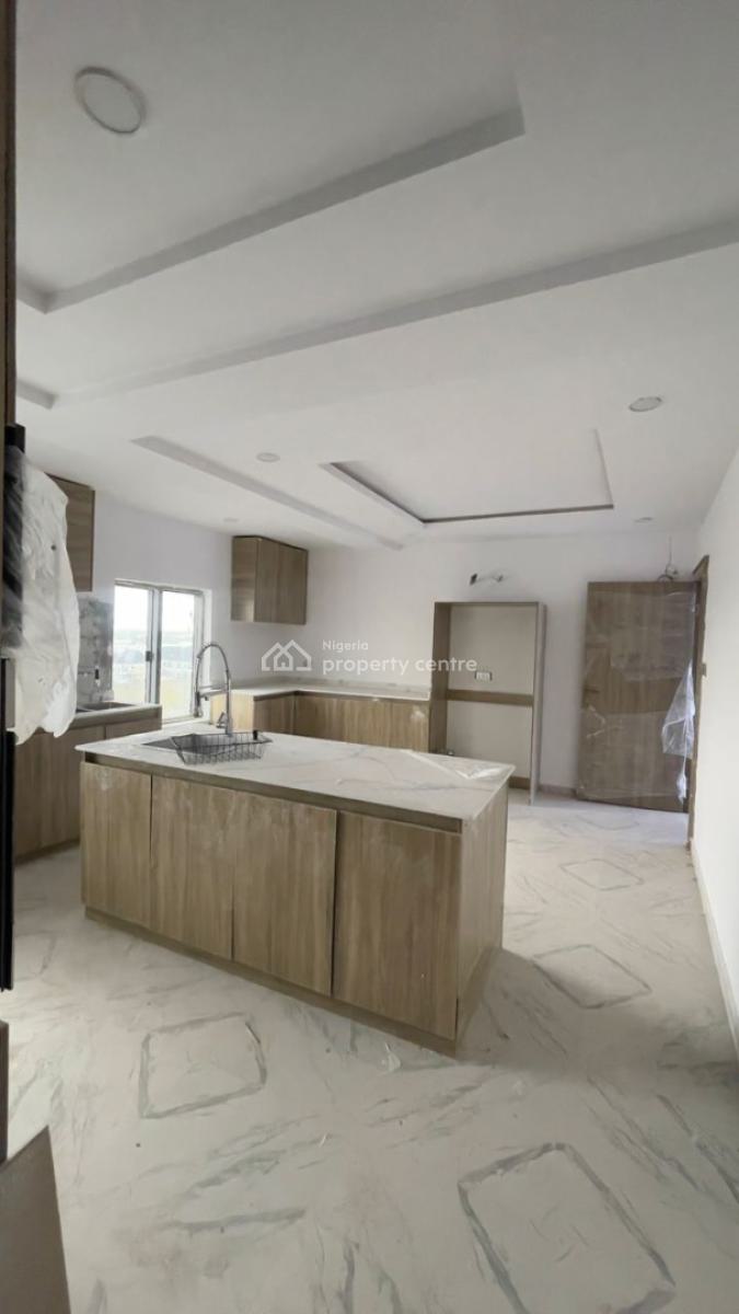 Newly Built, Spacious 5-bedroom Maisonette with Bq, Lekki, Lagos, Flat / Apartment for Rent