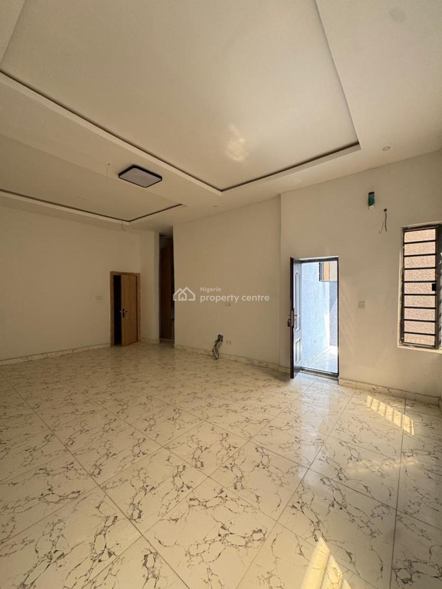 Serviced Massive 4 Bedrooms Terraced Duplex, Sangotedo, Ajah, Lagos, Terraced Duplex for Sale