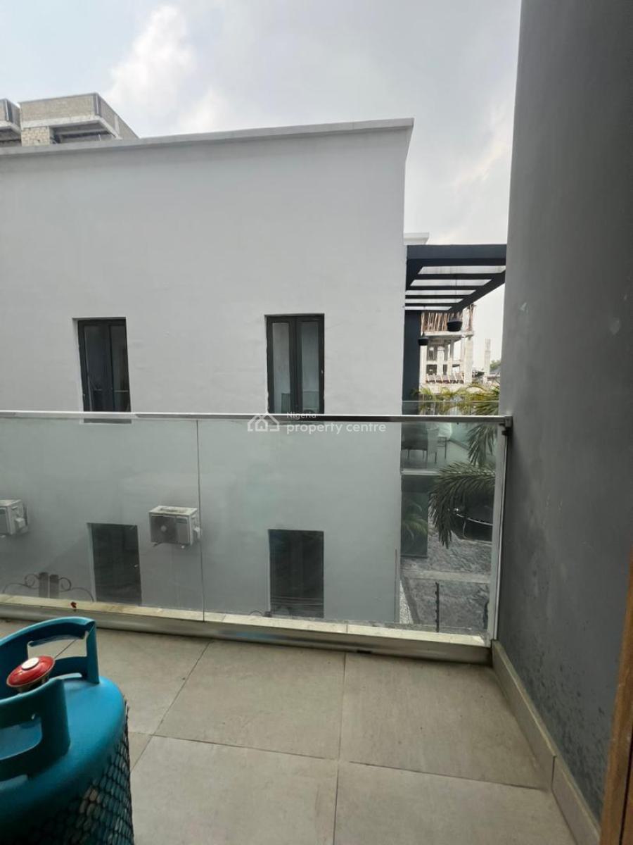 Lovely 2 Bedrooms Maisonette, Lekki Phase 1, Lekki, Lagos, Flat / Apartment for Rent