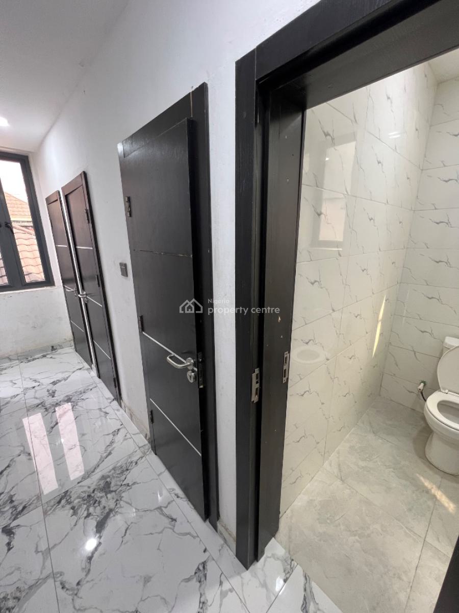 232 Sqm Open Plan Commercial Space in a Beautiful Contemporary House, Lekki Phase 1, Lekki, Lagos, Commercial Property for Rent