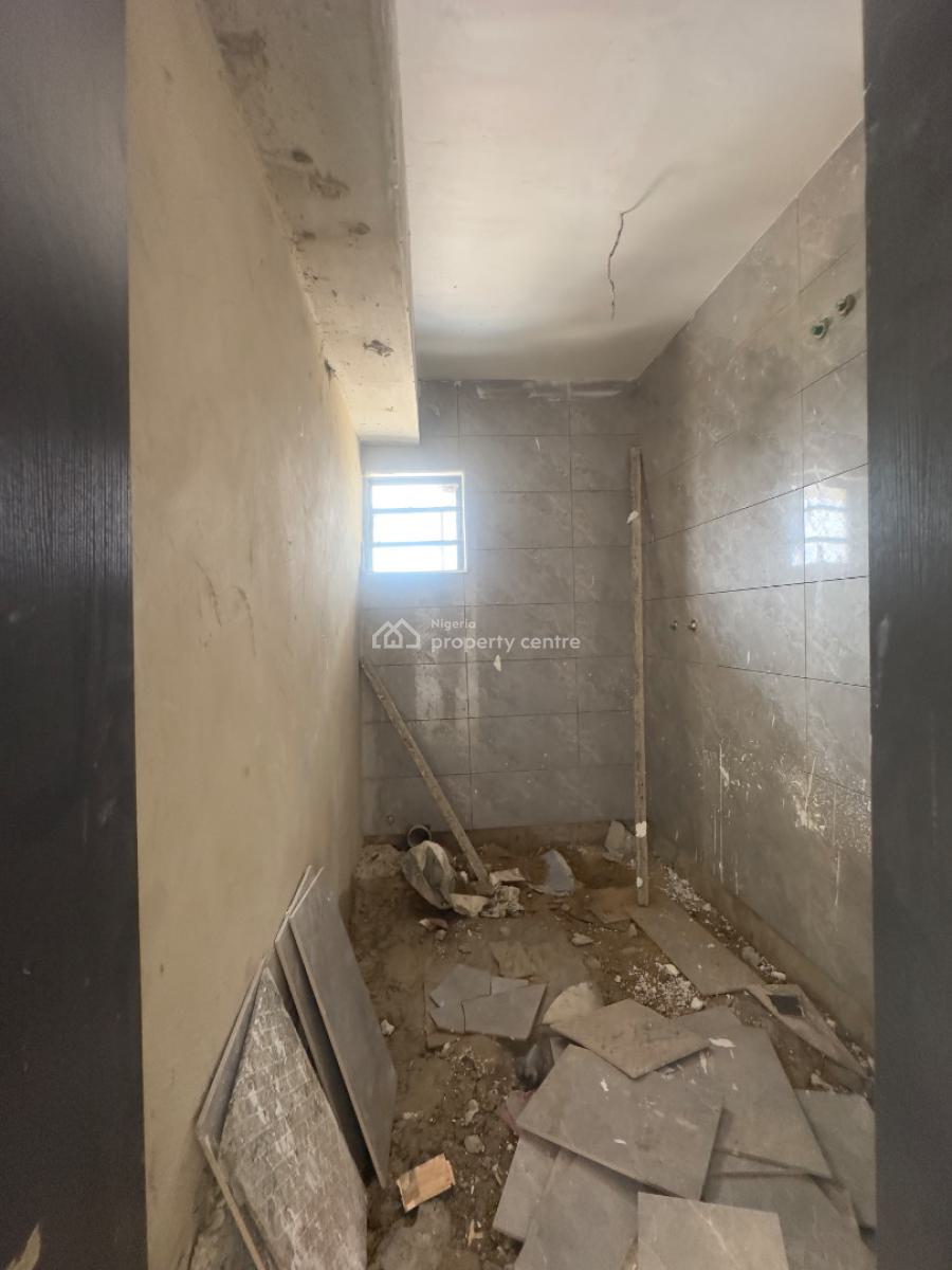 2bedroom Apartment with Elevator, Lekki Phase 1, Lekki, Lagos, Flat / Apartment for Sale