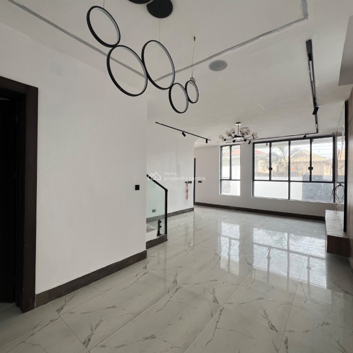 5 Bedroom & Bq, Lekki Phase 1, Lekki, Lagos, Detached Duplex for Sale